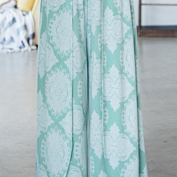 Damask Print Palazzo Pants - Picture 2 of 5
